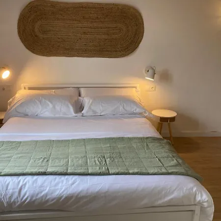 Can Llavi Apartman *